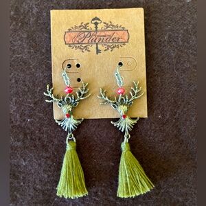 Plunder Reindeer Earrings